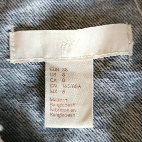 H&M Highly Distressed Faded Denim Jacket 8 - Picture 7 of 7